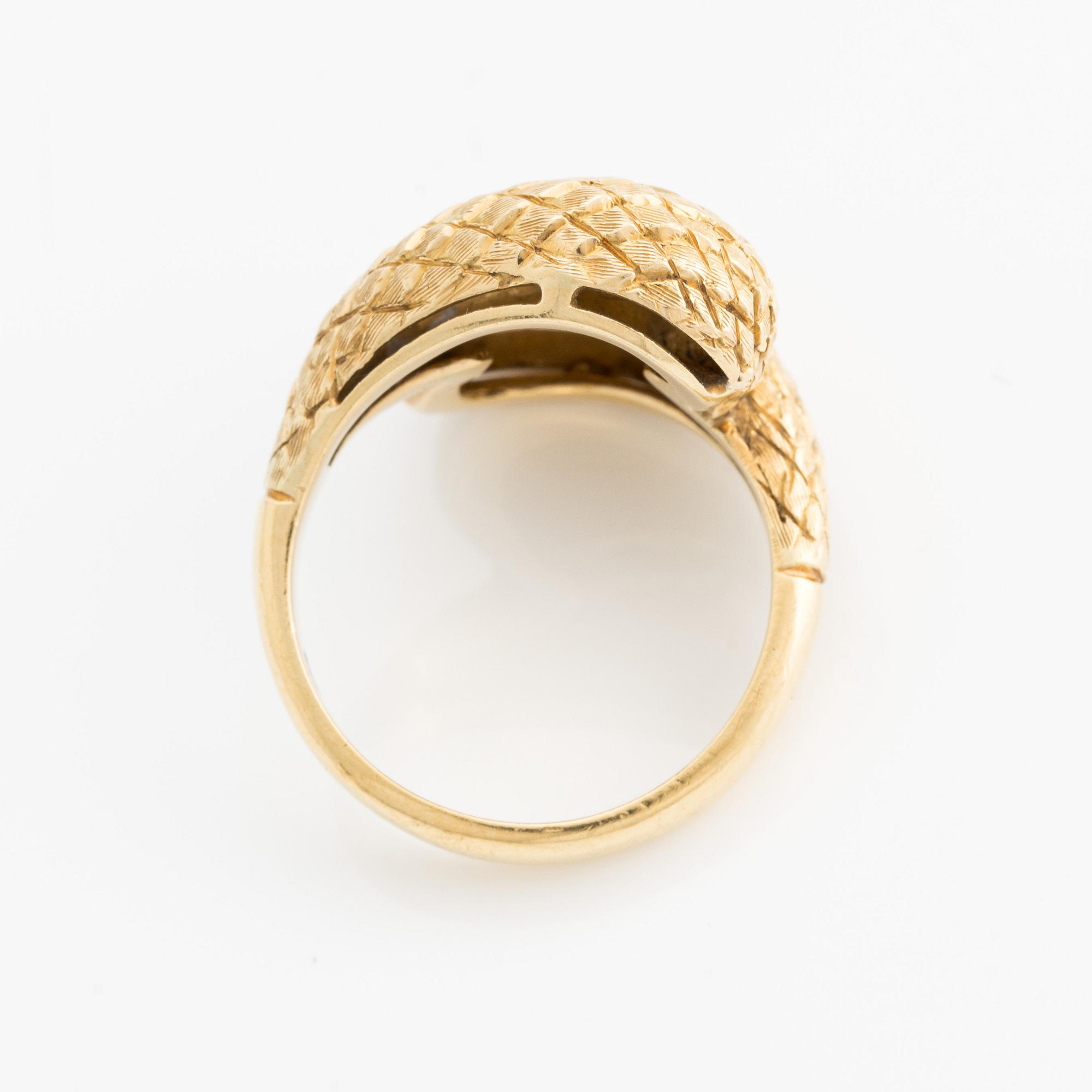 Ring, 18K guld med diamanter, Italien.