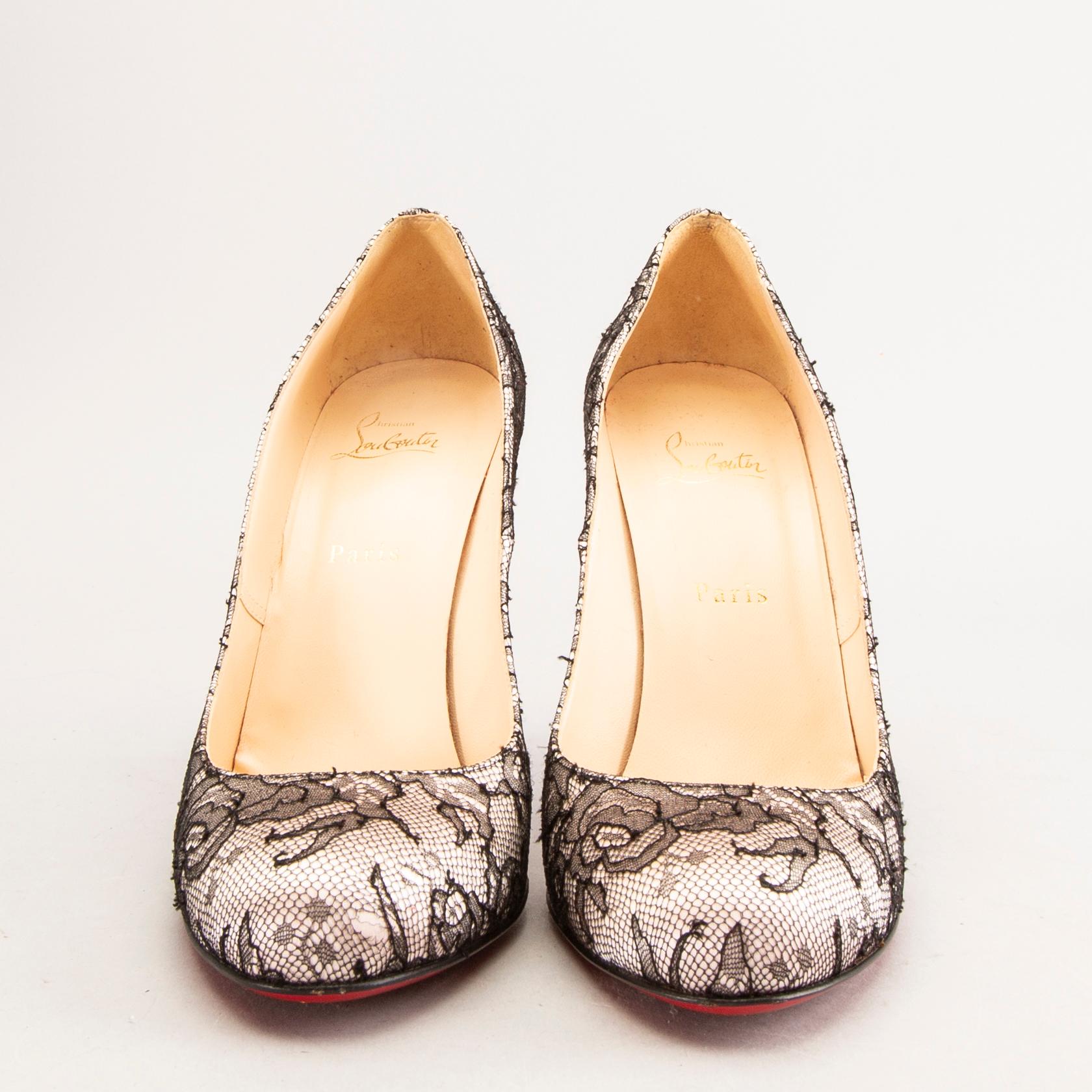 Christian Louboutin, pumps, spets, strl 41.