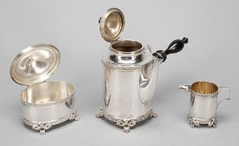 KAFFESERVIS, 3 delar, silver, GAB, Stockholm, 1907-1908. Total vikt ca 1408 gram.