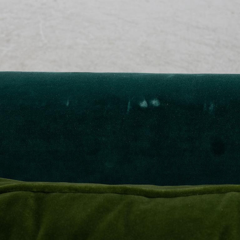 Josef Frank, soffa, "Långsoffan", modell 3031, Firma Svenskt Tenn.