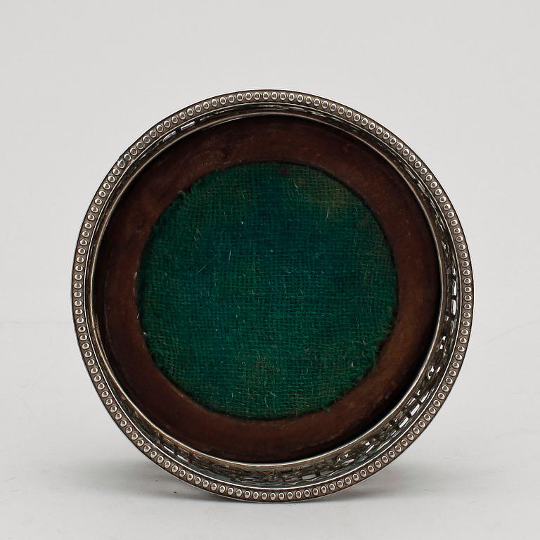 COASTER, silver, London, England,  troligen 1791.