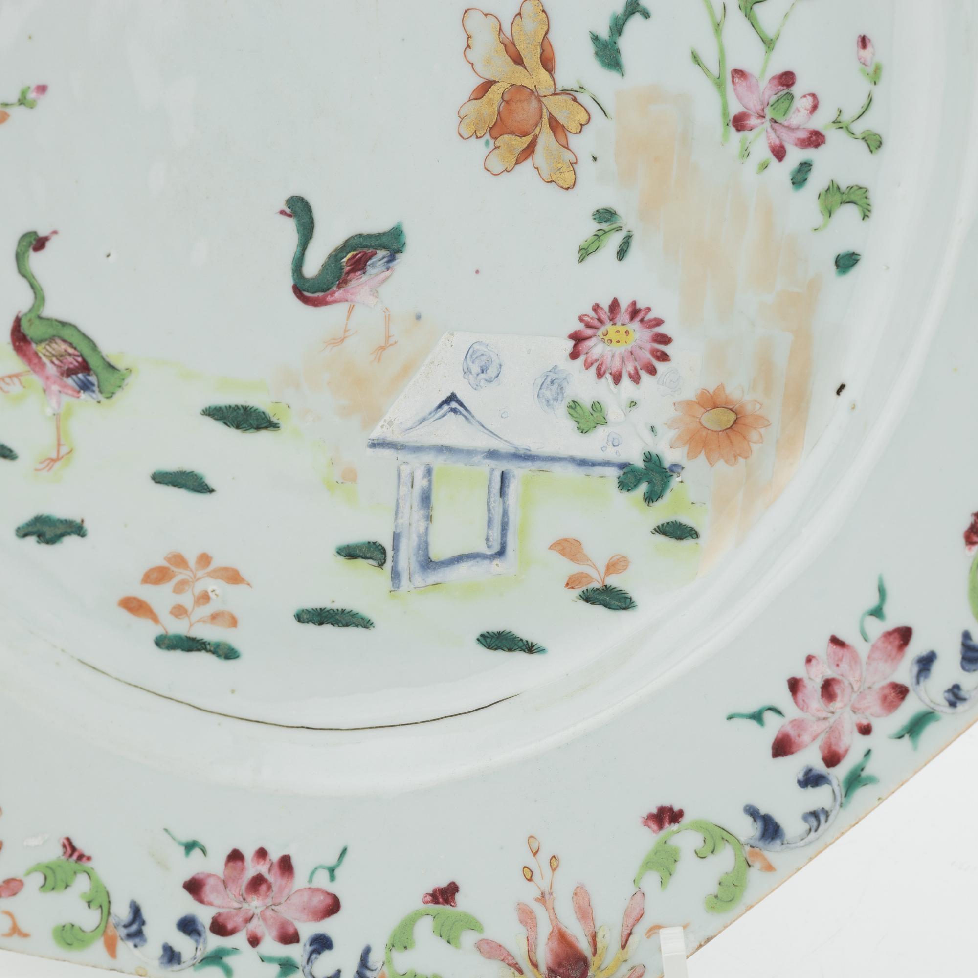 A famille rose dish, Qing dynasty, Qianlong (1736-95).