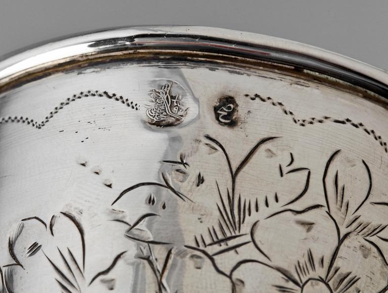 BÄGARE, 2 st, silver, troligen Turkiet. 1900-tal. Tot ca 95 g.