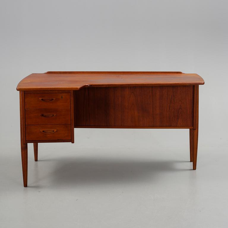 SKRIVBORD, Lelångs Möbelfabrik, Bengtsfors, 1950-tal.