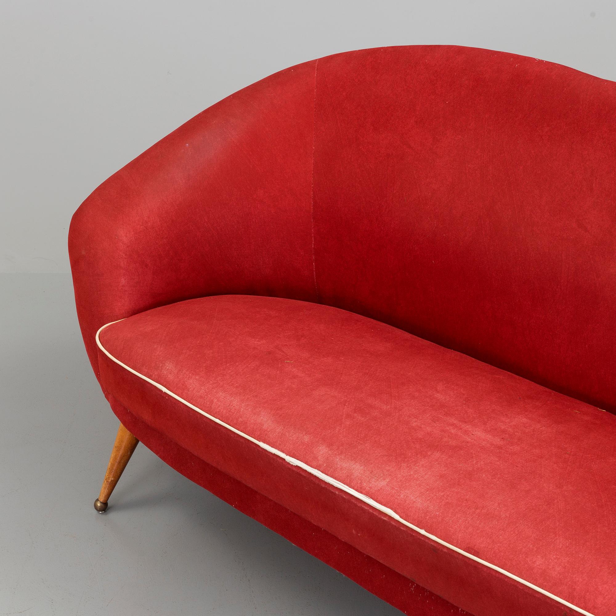 A 1950s 'Tellus' sofa by Folke Jansson.