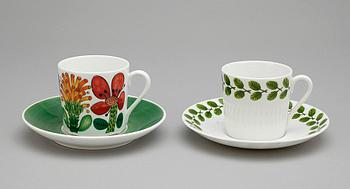 KAFFEKOPPAR med FAT, 12 delar, benporslin, "Tahiti" samt "Festong" Stig Lindberg, Gustavsberg, 1900-talets mitt.