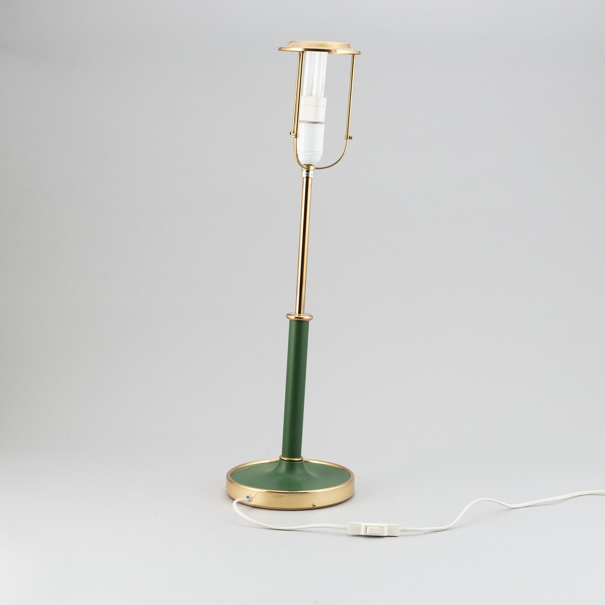 Josef Frank, bordslampa, modell 2466, Firma Svenskt Tenn.