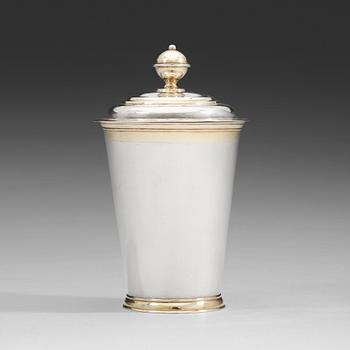 86. A Baltic 18th century parcel-gilt beaker and cover, mark of Joachim Friedrick Kachel (Dorpat 1717-).