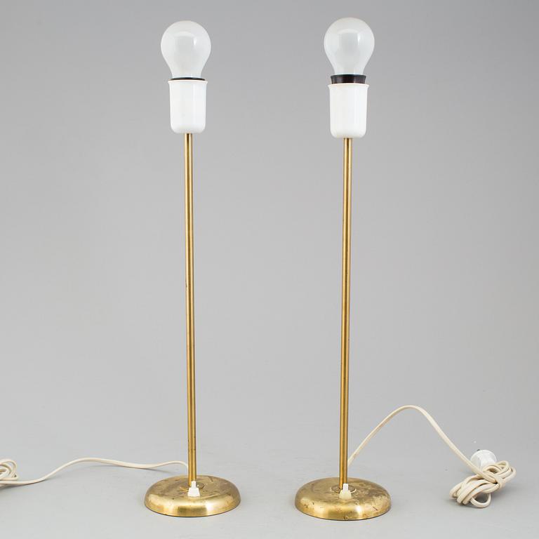 A pair of late 20th century brass table lights.