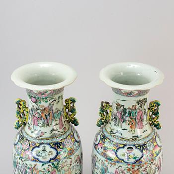 A large pair of famille rose vases, Qing dynasty, 19th century.