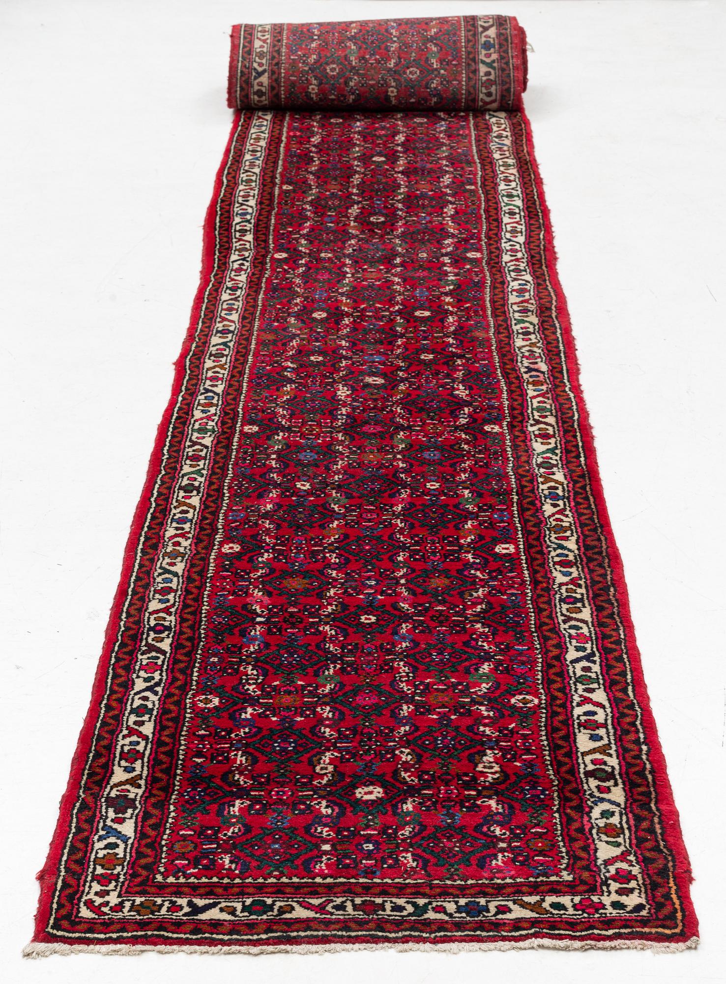 Gallerimatta Hosseinabad, , ca 732 x 78 cm.