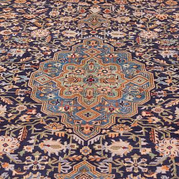 A CARPET, Kashan, ca 410 x 298 cm.