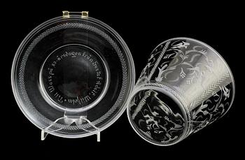 SKÅL PÅ FAT, glas, Edward Hald, Orrefors, 1900-talets första hälft.