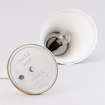 PAAVO TYNELL, bordslampa, modell 9227, Idman, 1960-tal.