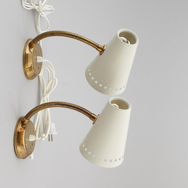 A pair of wall lights from Elidus, Fristad.