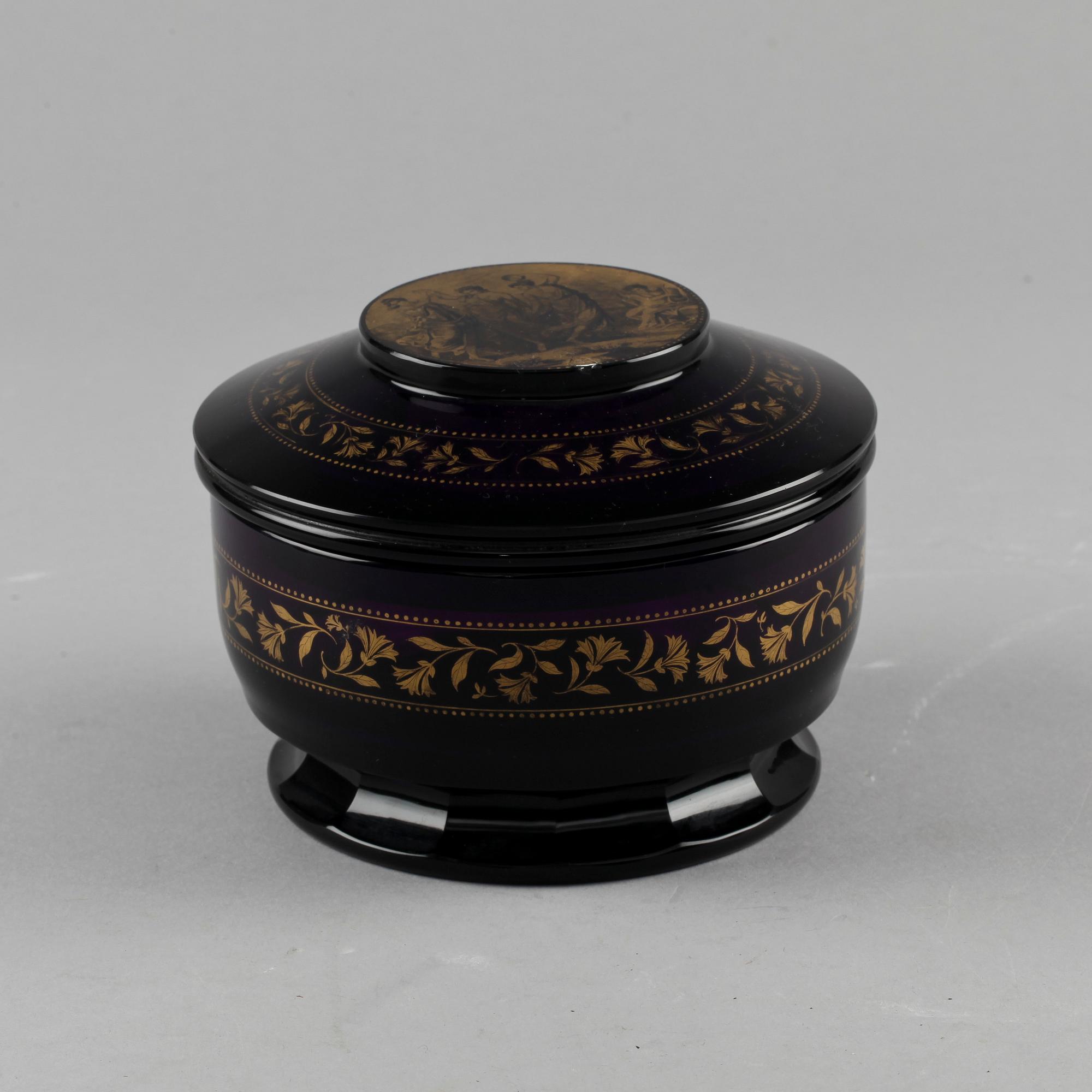ASK med LOCK, glas, Moser Karlsbad, 1900-talets första hälft.