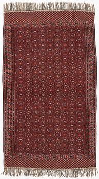Matta, orientalisk slätvävd, ca 358 x 205 cm.