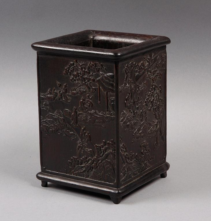 PENSELVAS/STÄLL. trä, Kina.