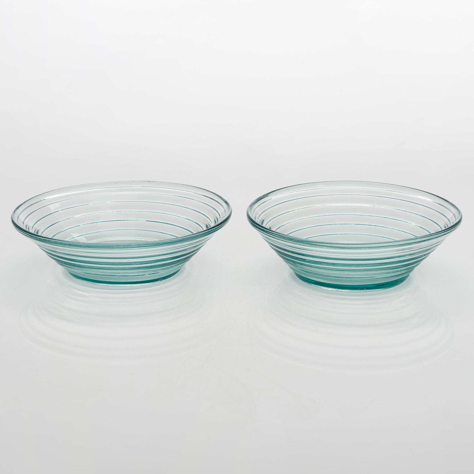 Aino Aalto, a set of two 1930's bowls, "Bölgeblick" for Karhula Glassworks, Finland.