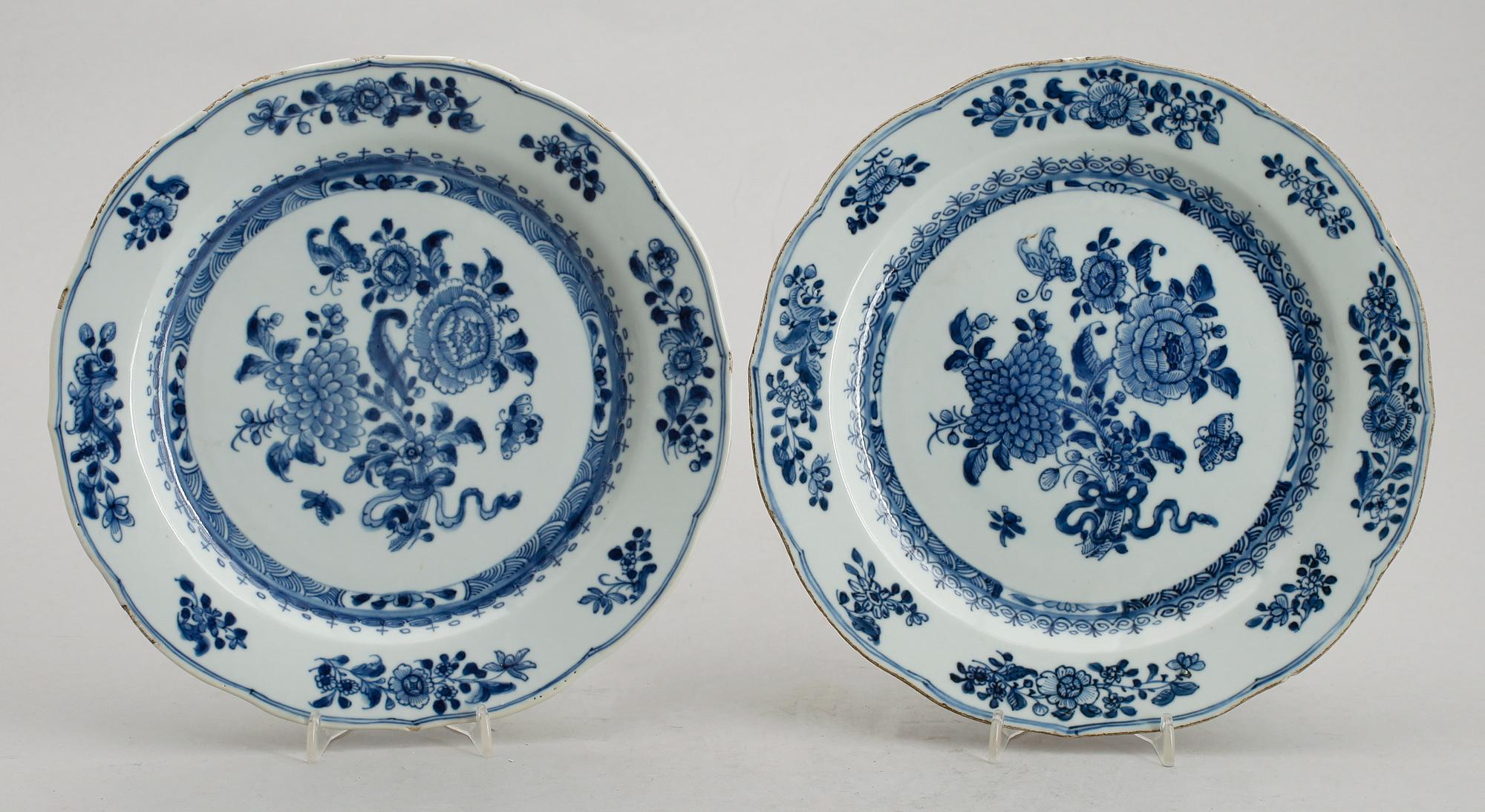 TALLRIKAR, 1 par, porslin, Kina, Qianlong.