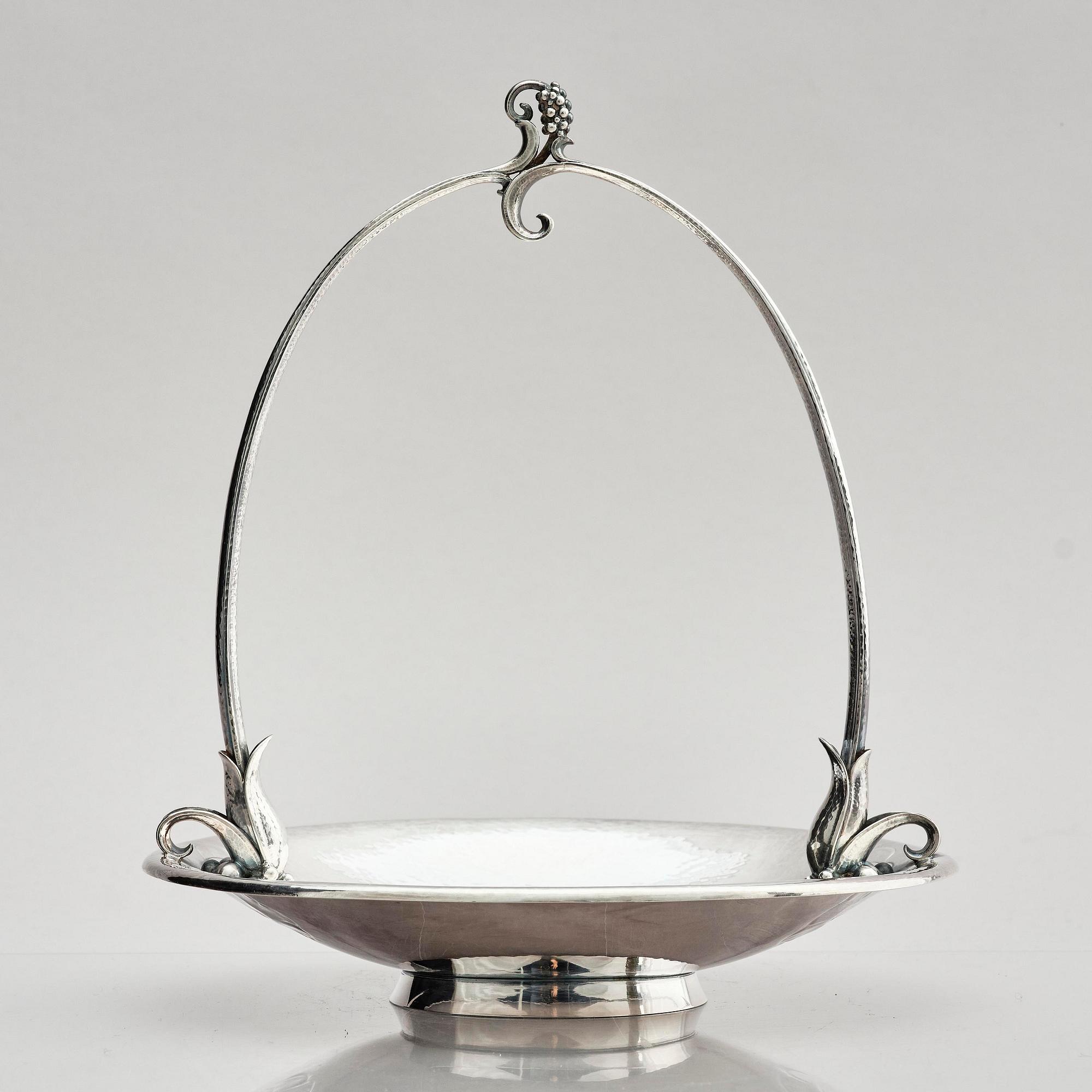 Georg Jensen, a sterling silver bowl, model no 543, design by Harald Nielsen, Copenhagen after 1945.