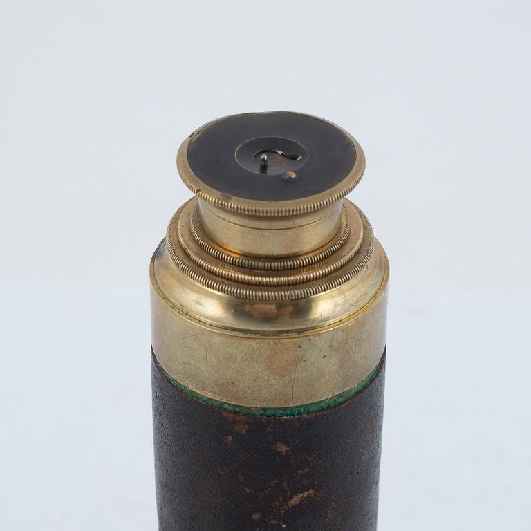 Spyglass, brass, 19th/20th century.