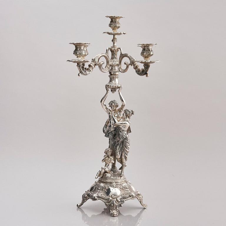 Lale Silverware & Co Ltd, femarmade kandelabrar, tre stycken, sterling silver, Istanbul, Turkiet 1900-tal.