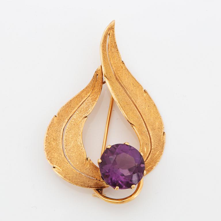 Brosch guld med ametist.