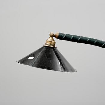 GOLVLAMPA, 1900-talets andra hälft.