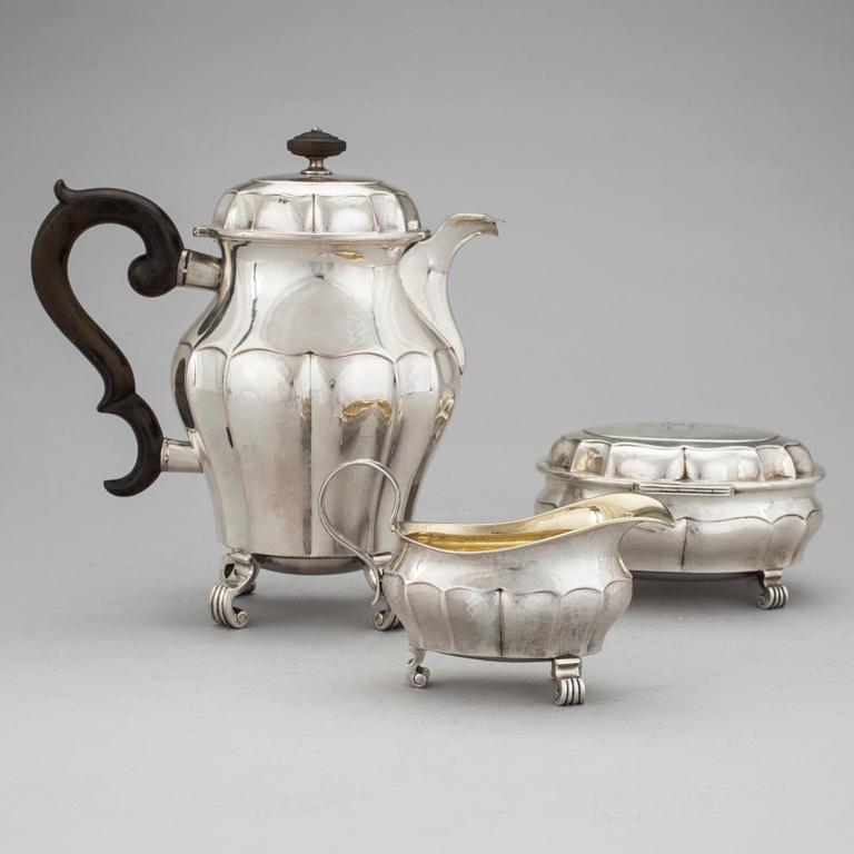 KAFFESERVIS, 3 delar, silver, GAB, Stockholm, 1920-25. Total vikt 900 g.