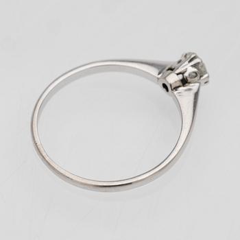 Solitaire ring in 18K white gold and diamond, Axel Jonsson's Goldsmith Workshop, Stockholm, circa 1940.