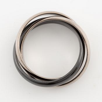 Cartier ring "Trinity" 18K white gold and ceramic.