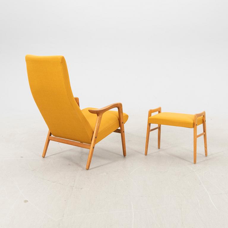 Yngve Ekström, a Mingo armchair and stool.
