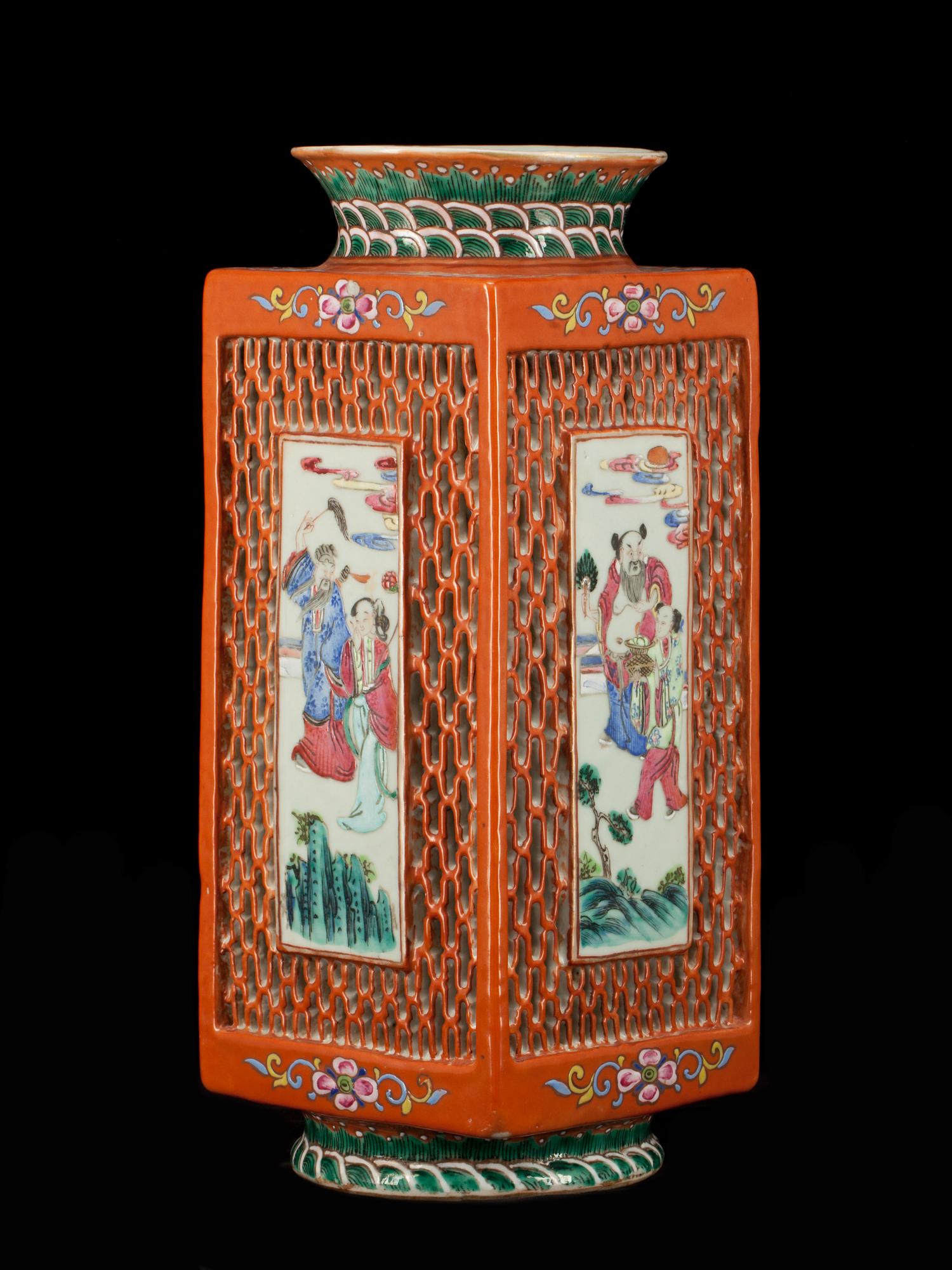 LYKTA, porslin, Kina, 1900-talets början.