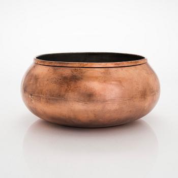 Maija Heikinheimo, a mid-20th-century copper bowl, manufacturer Valaistustyö for Artek.