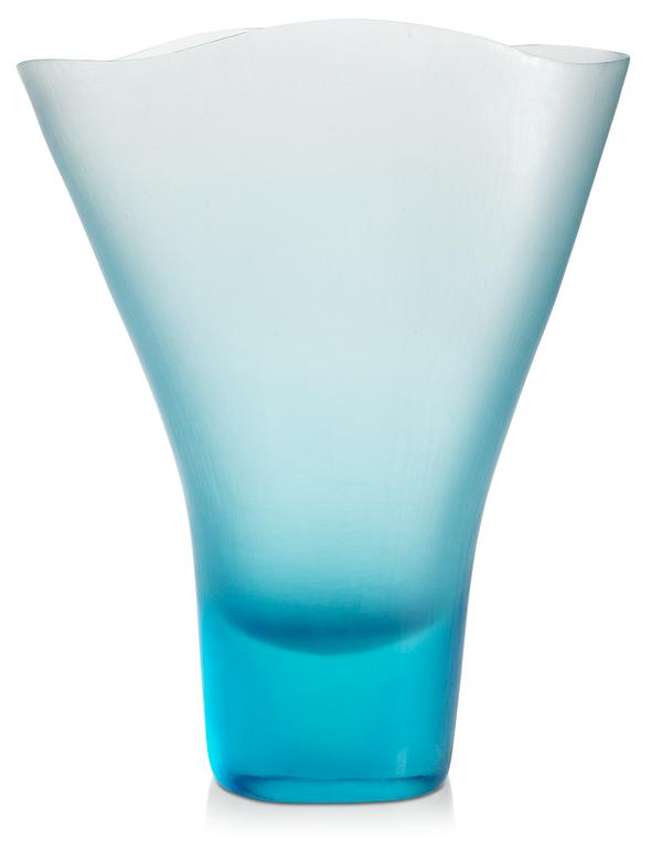 A turquoise Ludovico Diaz de Santillana & Tobia Scarpa 'Battuto' glass vase, Venini Murano 1990's.