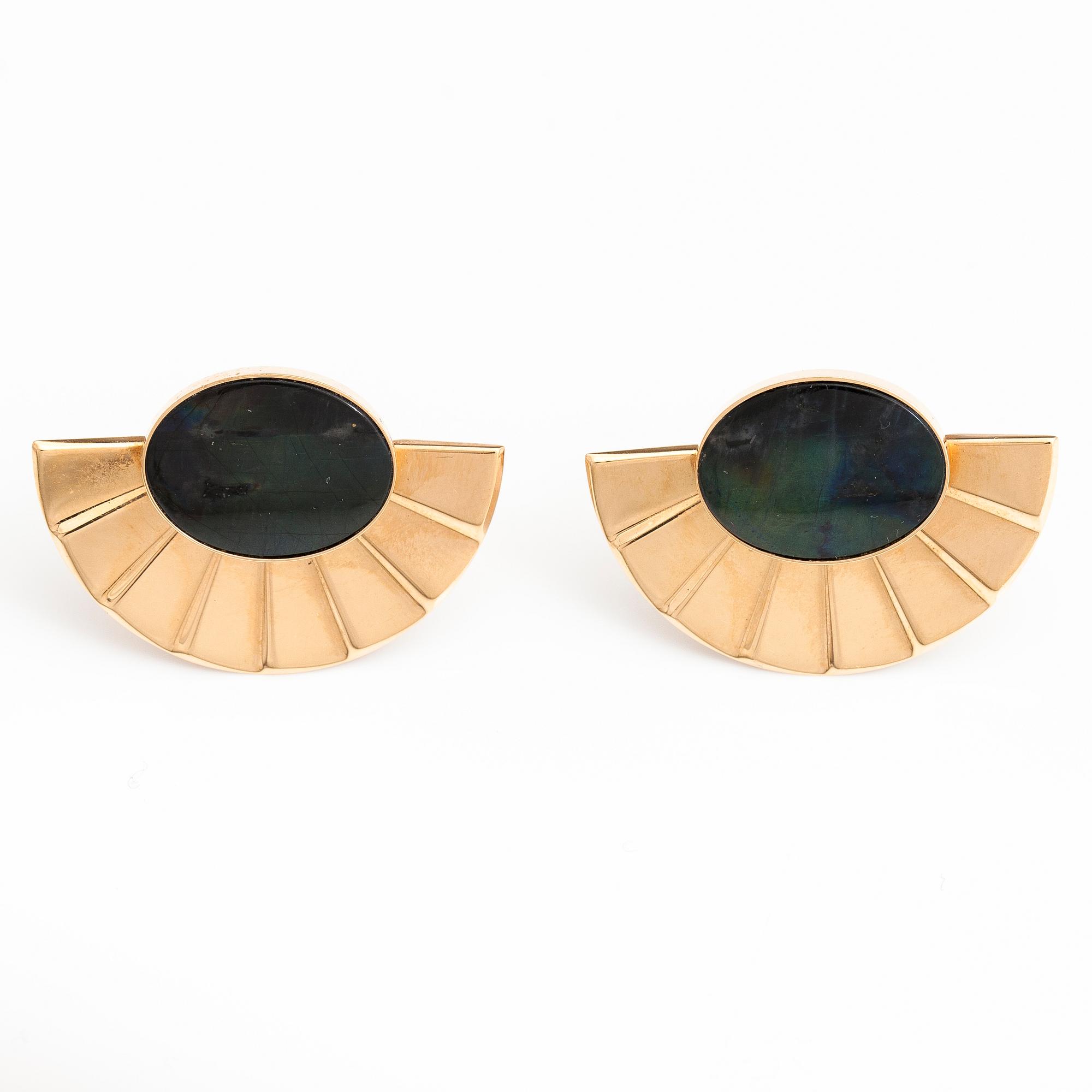 A pair of 14K gold earrings with spectrolites. Kupittaan kulta, Turku.