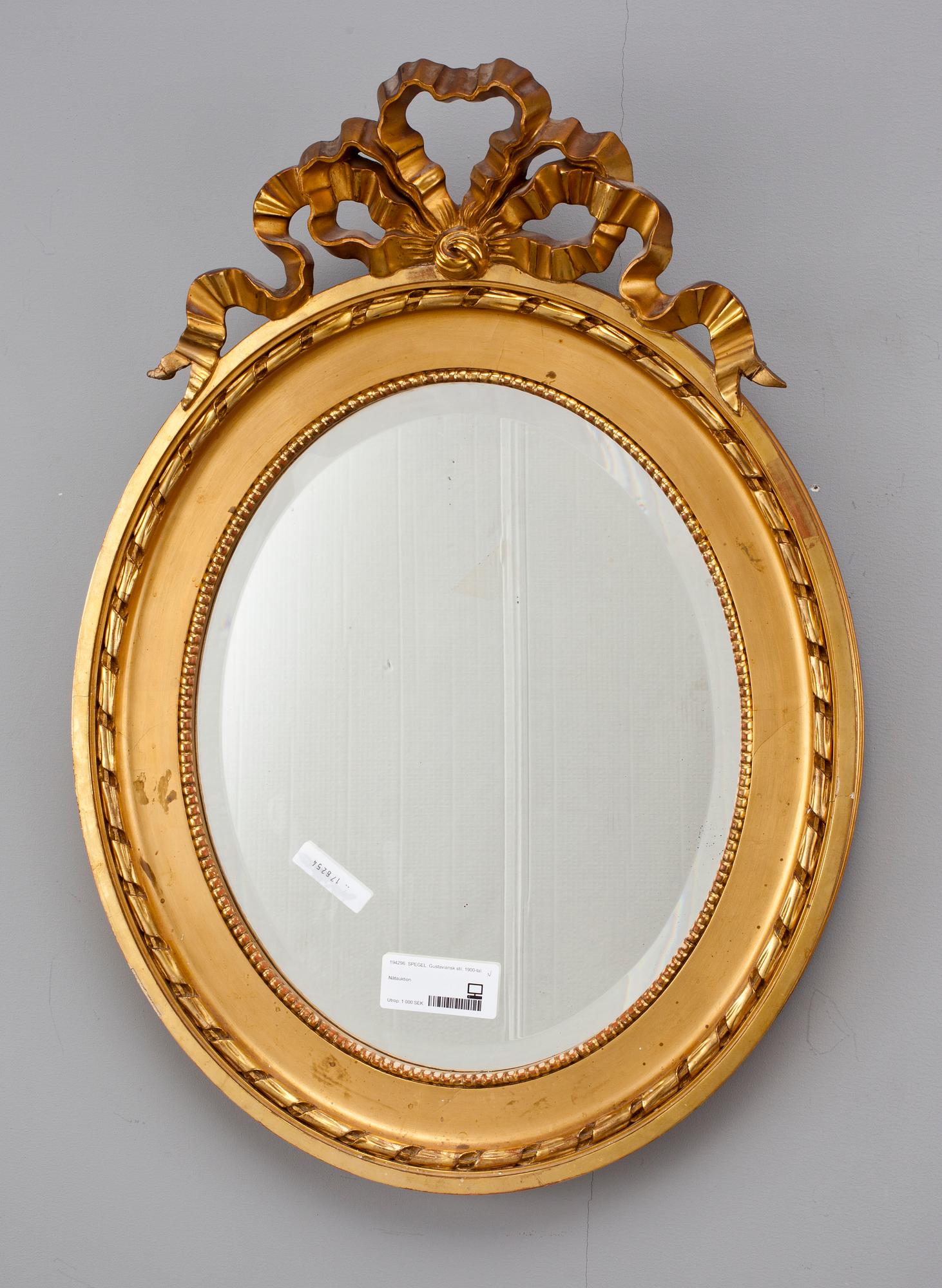 SPEGEL. Gustaviansk stil, 1900-tal.