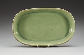 A celadon glazed narcissus jardiniere, Qing dynasty.