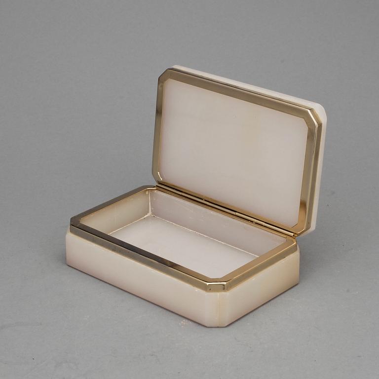 SKRIN, troligen onyx, 1900-tal.