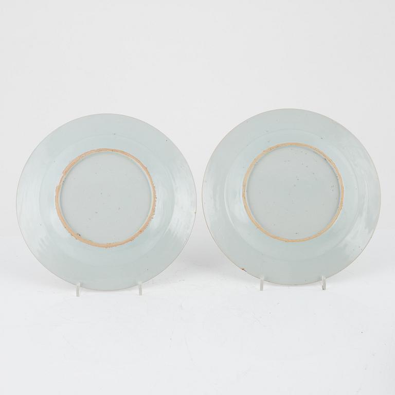 A set of seven imari dishes, Qing dynasty, 18th Century.