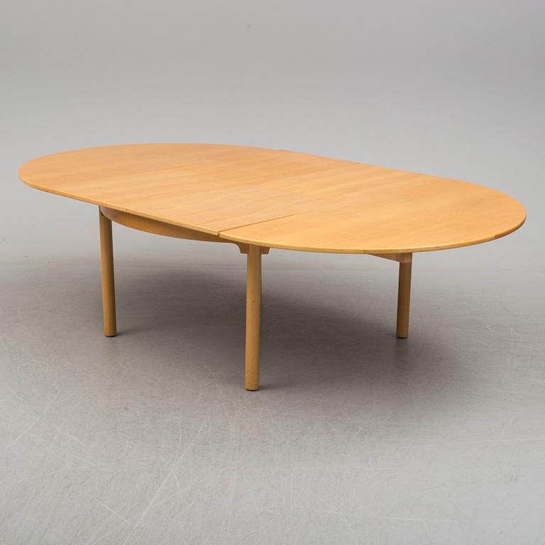 A set of six chairs and a dining table 'Øresund' by Børge Mogensen, Karl Andersson & Söner, Huskvarna, Sweden.