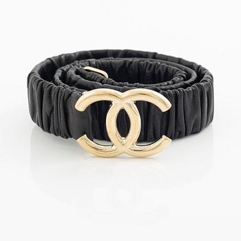 Chanel, skärp, storlek 70/28.