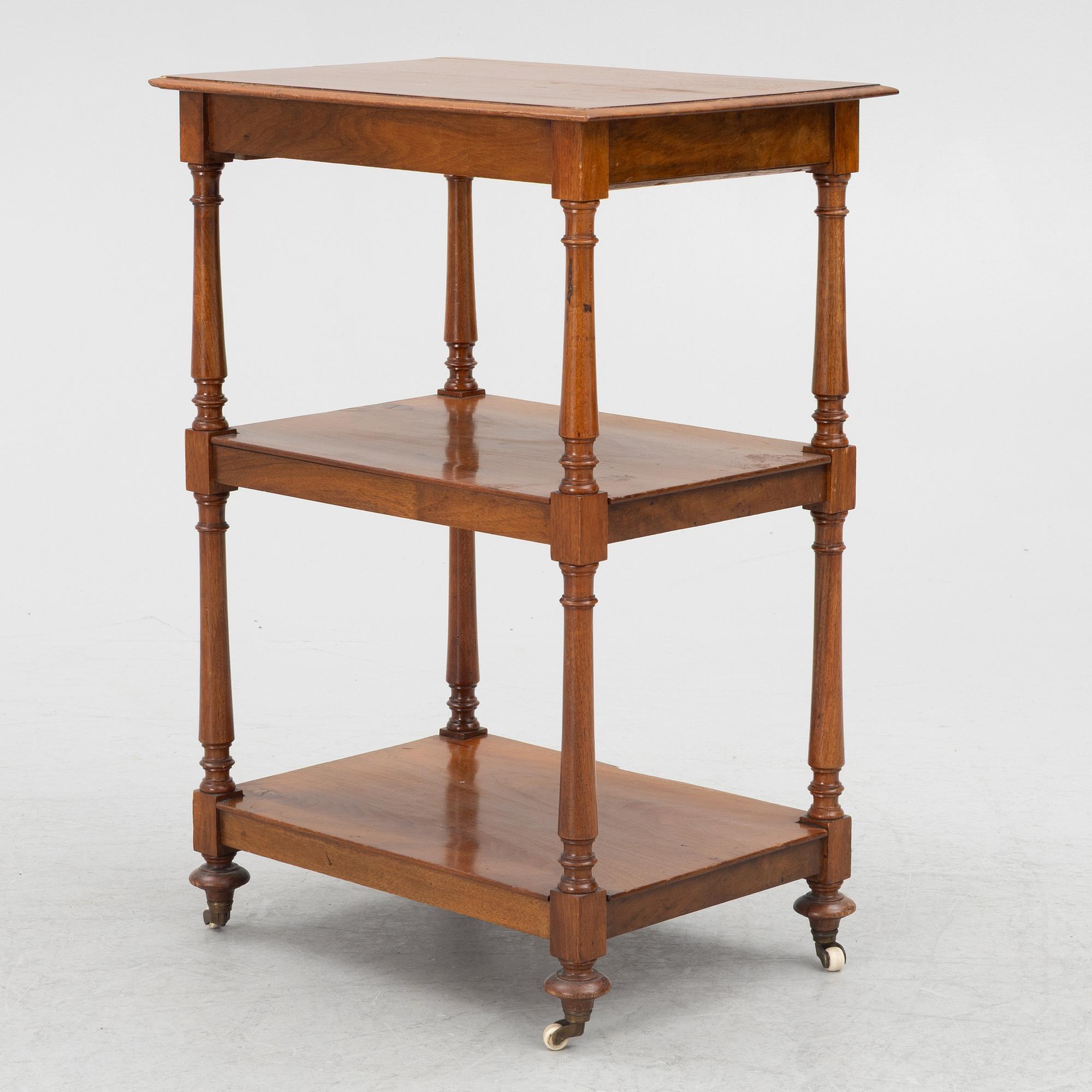 Atheniennebord, 1800-tal.