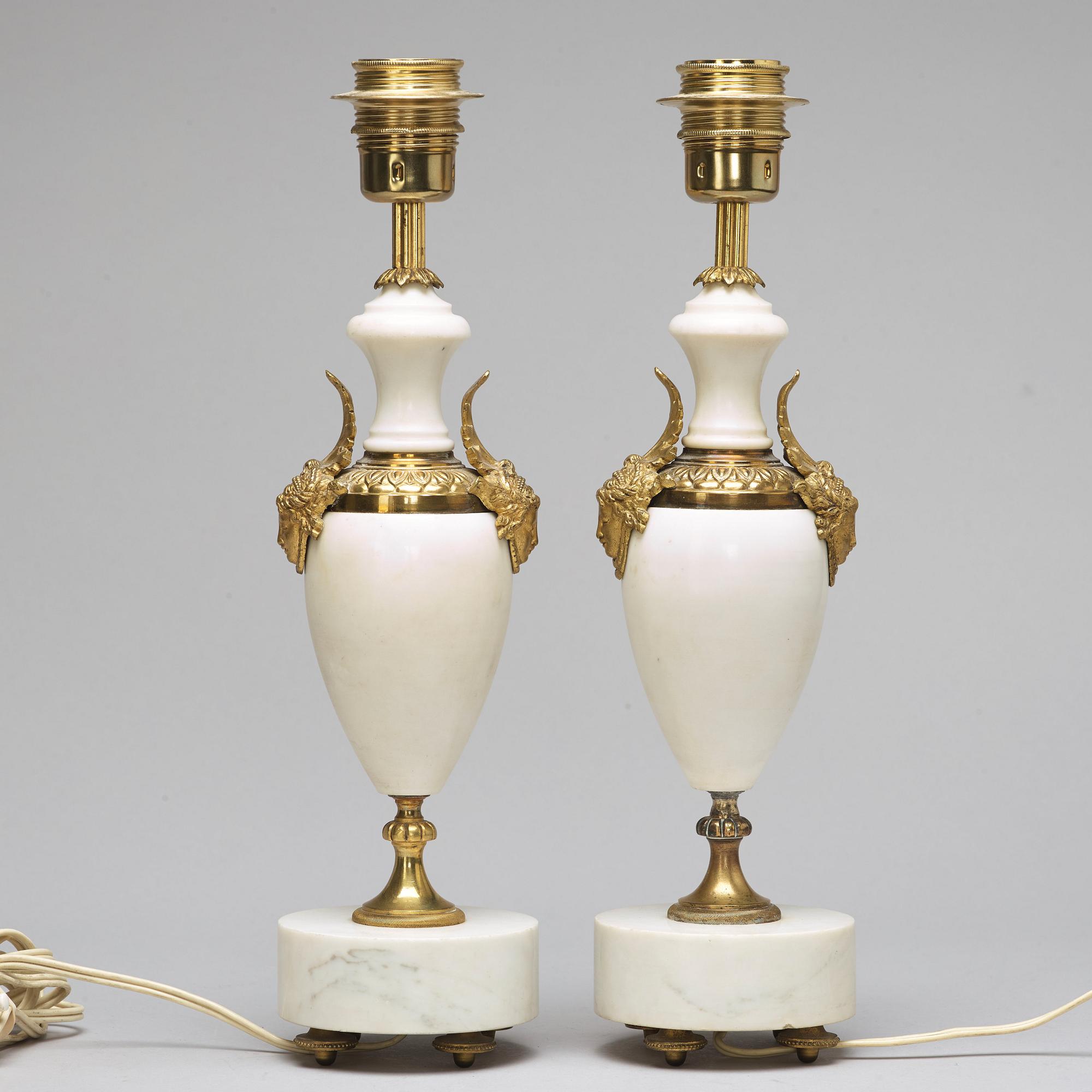 Lampfötter, ett par, Louis XVI-stil, 1900-tal.