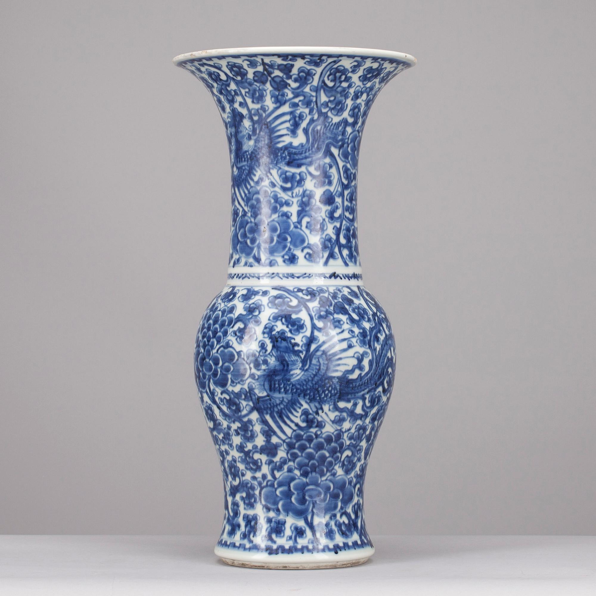 VAS, porslin, Kina, Kangxi-stil, 1800-tal.