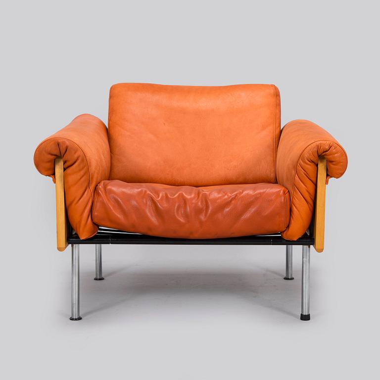 Yrjö Kukkapuro, sohva ja nojatuoli "Ateljee" tilaustyö, Haimi, 1970-luvun loppu.