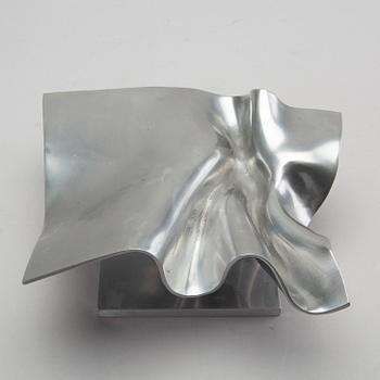 BARBRO BÄCKSTRÖM, skulptur, signerad daterad och numrerad  1970 1/35 aluminium.