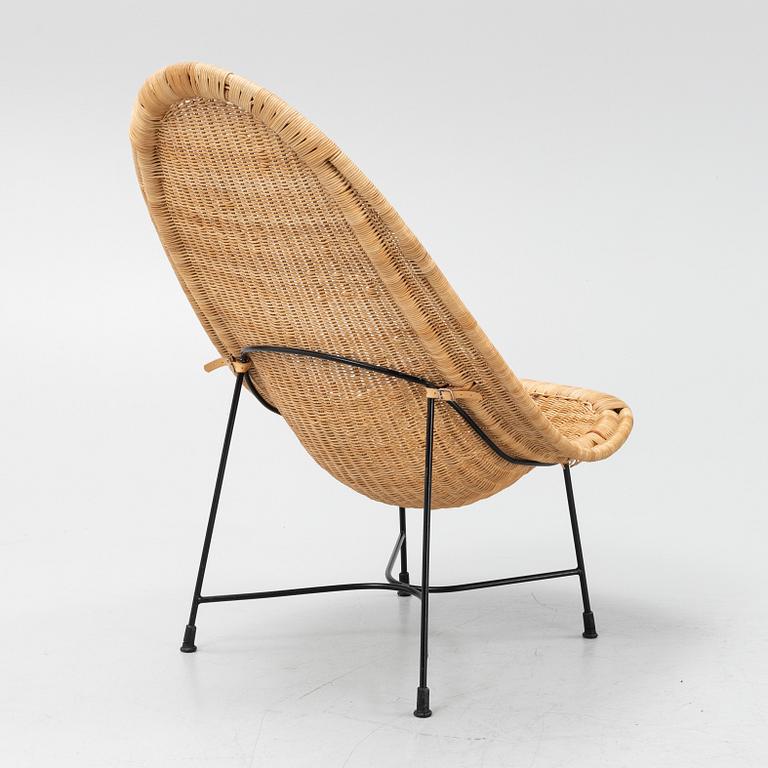 Kerstin Hörlin-Holmquist, A 'Stora Kraal' easychair for Nordiska Kompaniets' Triva series 1952.