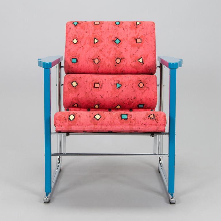 Yrjö Kukkapuro, A 1980s  'Experiment' open armchair for Avarte, Finland.